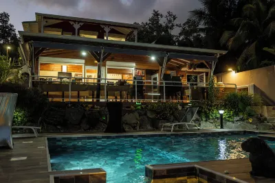 Domaine Damouw Hotels in 