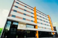 Megal Suites Hotel Hotel a 