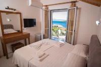 Oasis Hotel