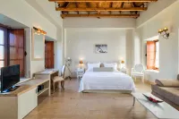 Mare Monte Luxury Suites