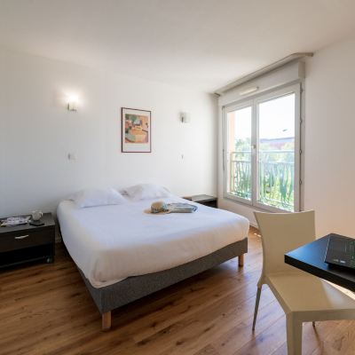 Apartment Cerise Valence Promo Code
