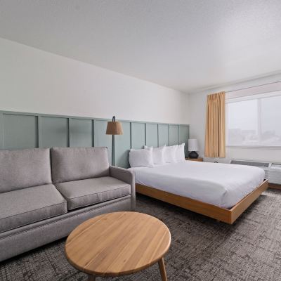 Standard King Room with Sofa Bed River Inn at Seaside Promo Code