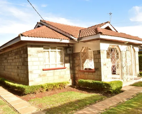 Salient Guest House فنادق في إلدوريت