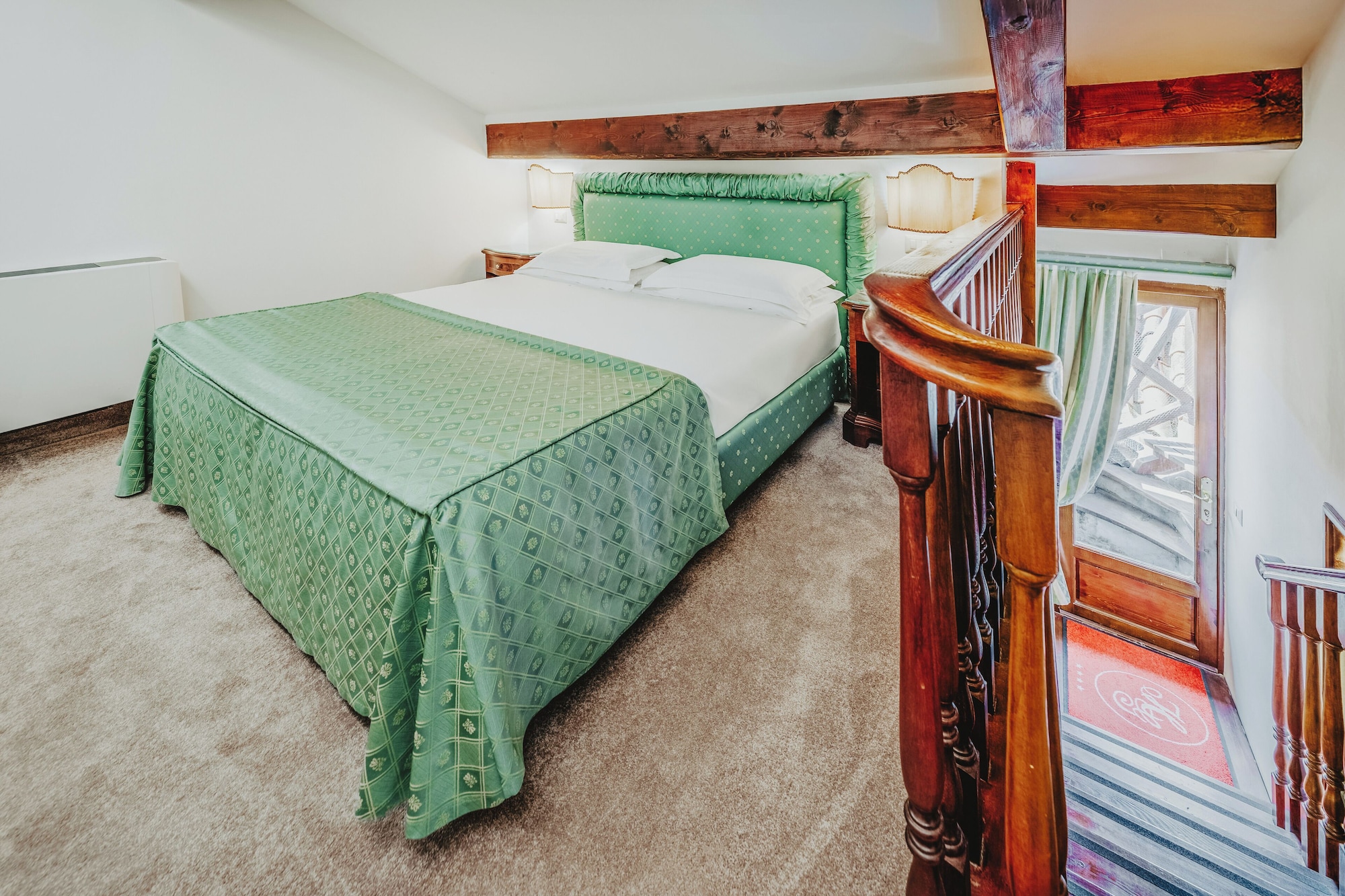 精致套房（带露台）