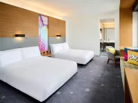 Aloft Montreal Airport Hotels in Dorval