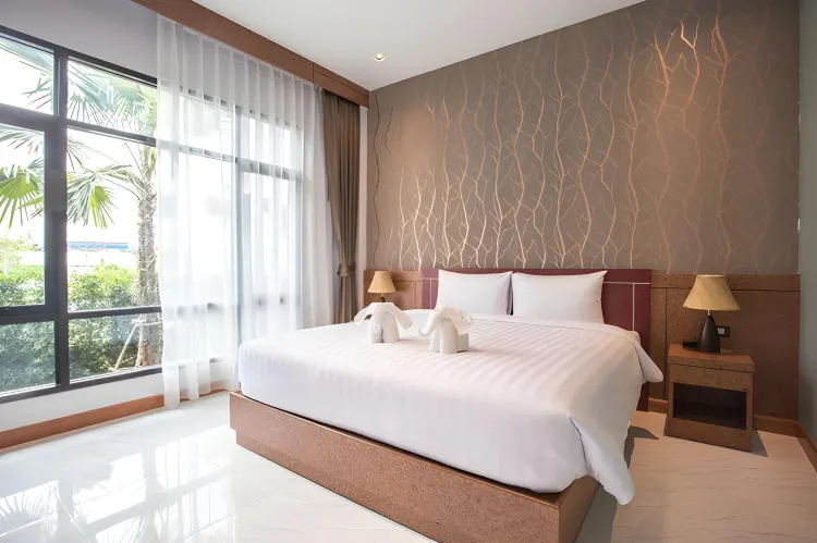 ห้องซูพีเรียร์ เตียงใหญ่ 1 เตียง