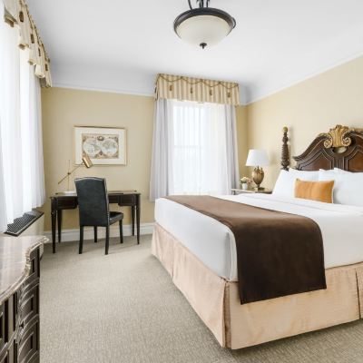 Deluxe King Room Hotel Lucerne Promo Code