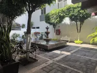 Hotel Las Pergolas Отели в г. 
