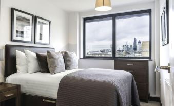 City Aldgate Apartments - Housity