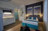 1926 Designed ApartHotel