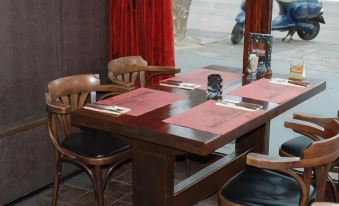 Hotel Cafe Restaurant Abina