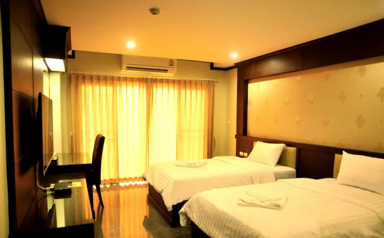 ห้องมาตรฐานเตียงแฝดพร้อมวิวเมือง