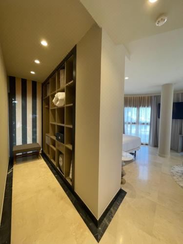 小型套房（带海景的）