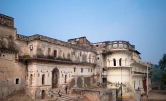 Alipura Palace - Housity
