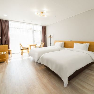 슈페리어 트윈-2 Yeosu Cozy Resort Pension 쿠폰