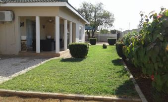 Gie's Guesthouse - Housity