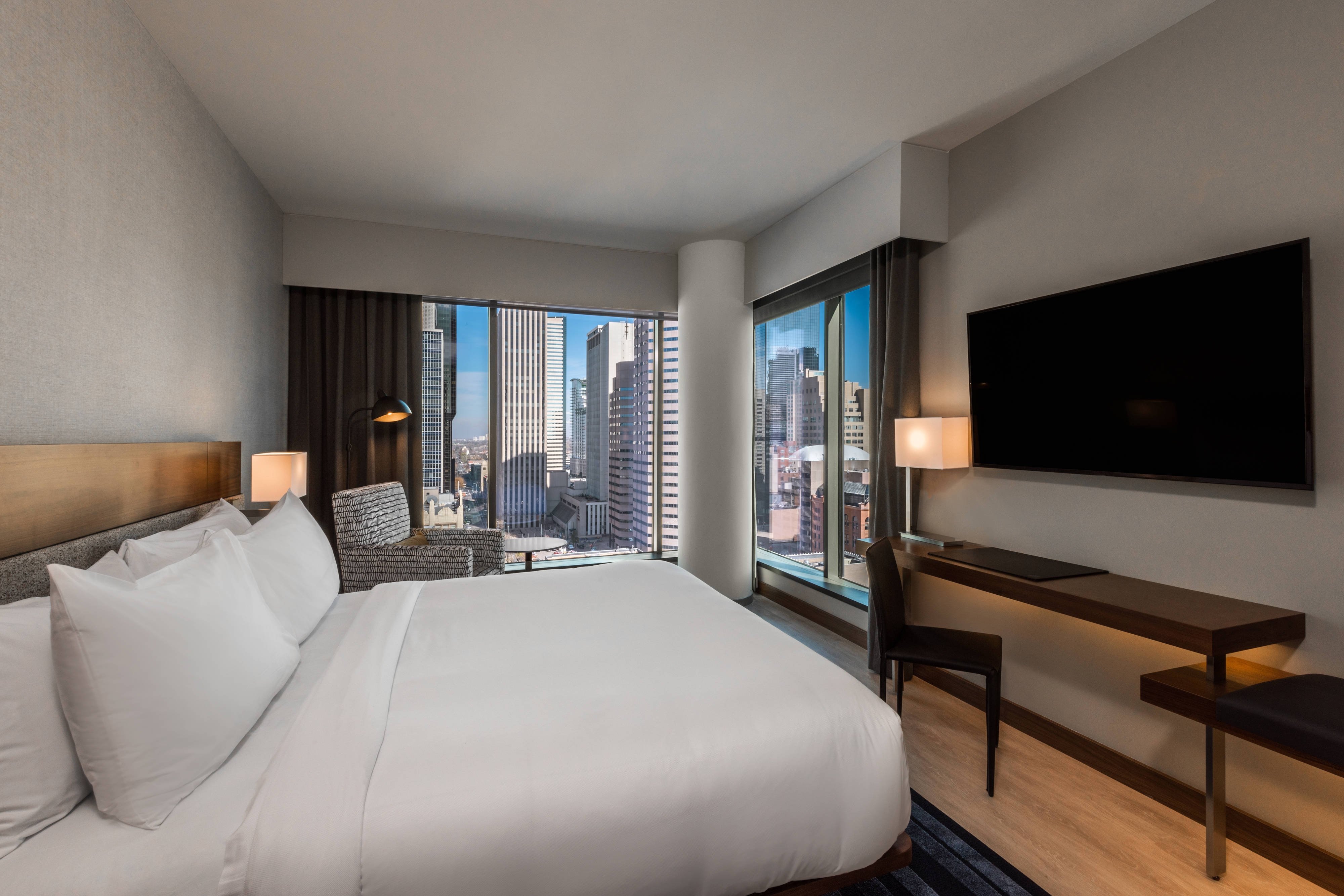 城景转角特大床房