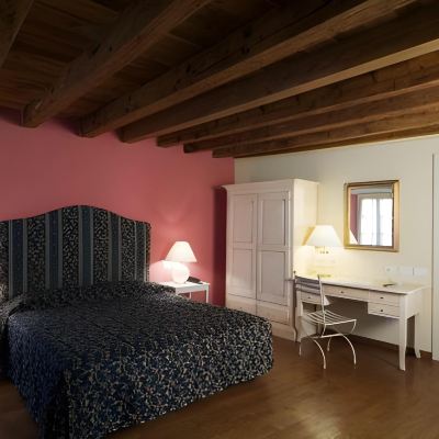 Superior Double Room Hotel Piazza Vecchia Promo Code