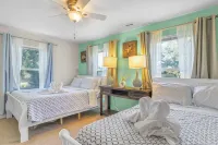 Lovely Beach House -Ocean Duplex