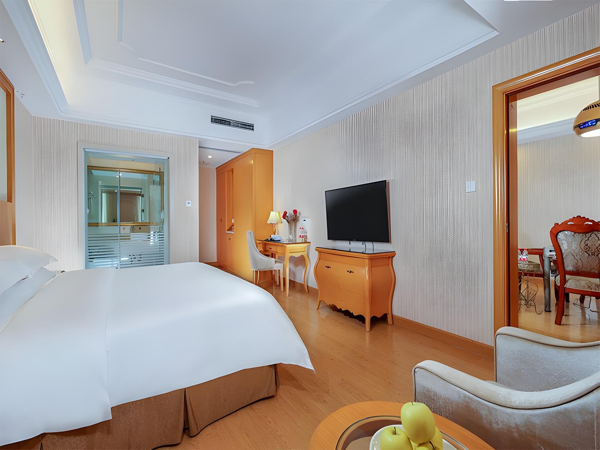 Vienna Hotel (Chengdu Pearl River Plaza)Business Suite