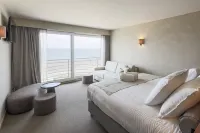 Hotel Beach Palace