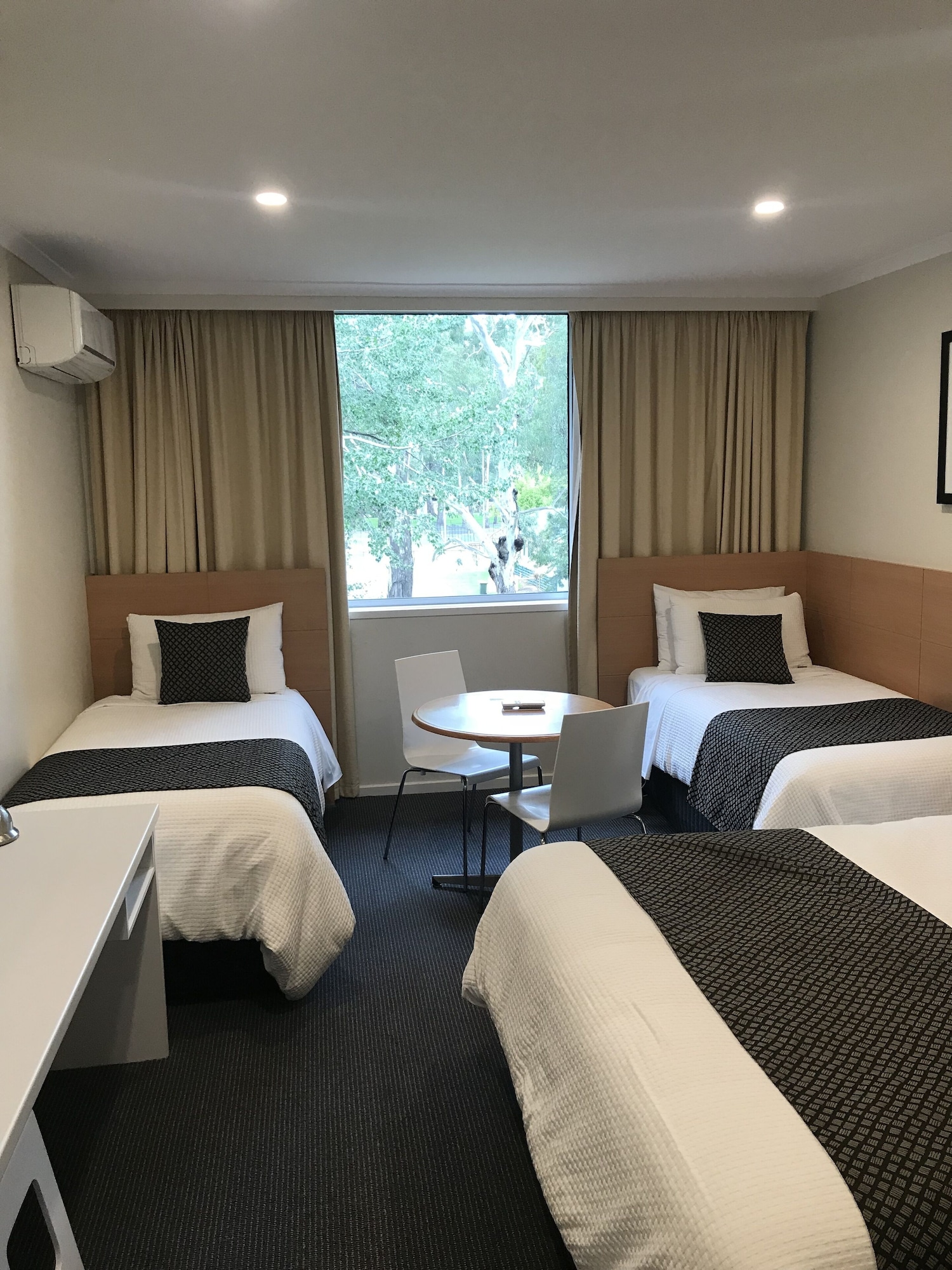 豪华家庭园景房