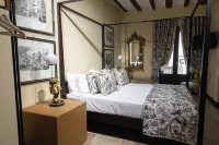 5 Sentidos - Suites de Lujo Hotels in 