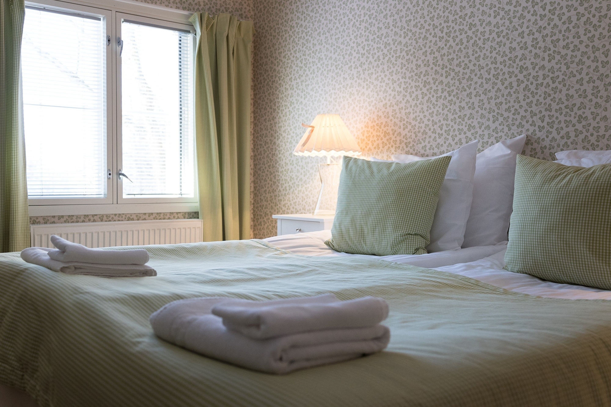 经典双床房， 2 张单人床