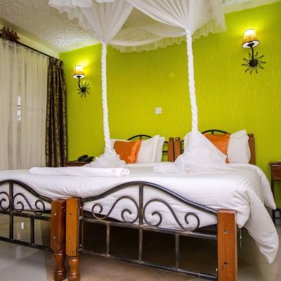 Deluxe Double Room, 1 King Bed The Smith Hotel Promo Code