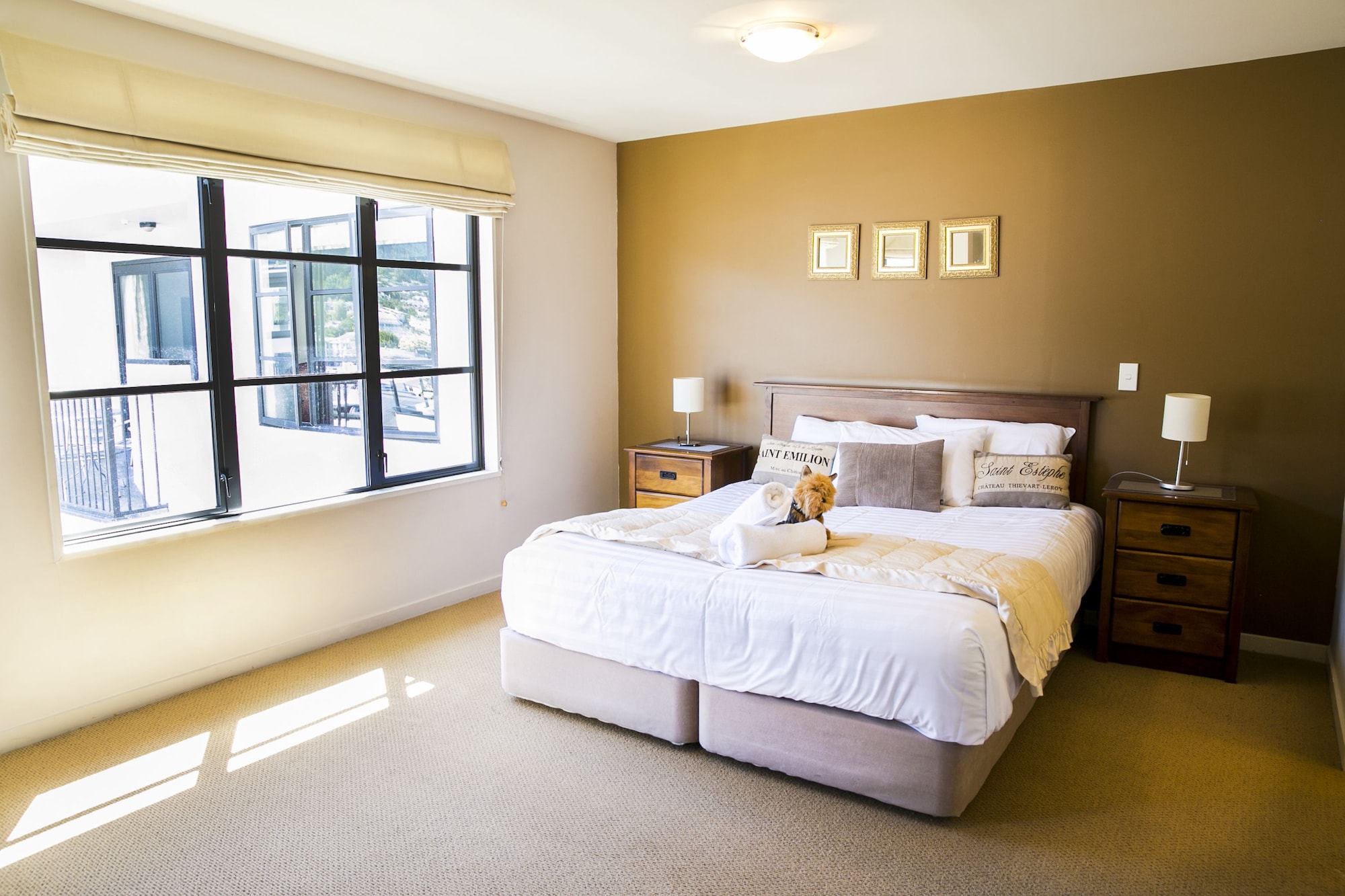 山景4卧公寓（带2浴室）