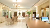 Royal Nidri Hotel & Apartments