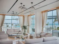 Lebay Beach Hotel Hotele w: Oroklini