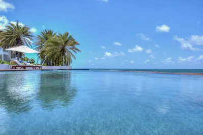 Hodges Bay Resort & Spa Hotel di 