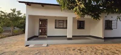 Eagle Weavers Nest Hotels in 