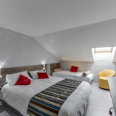 Triple Room Brit Hotel Confort Thouars Promo Code