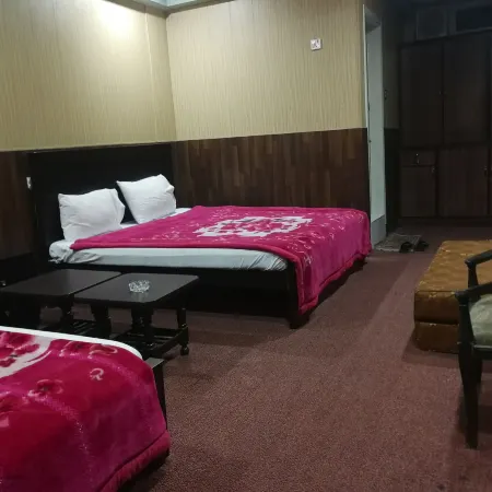 Saman Hotel