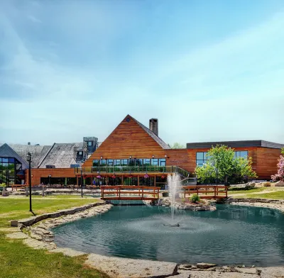 Lakeview Resort Hecla Hotels in 