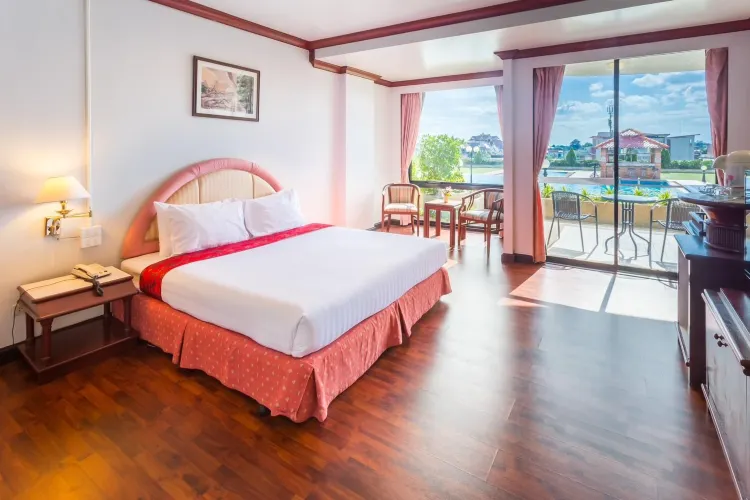 Guest Room with Pool Access