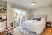 Steps to Ocean: Luxe Family Home in Half Moon Bay!