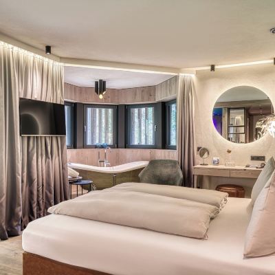 Design Suite Mountain Resort ZillergrundRock Promo Code
