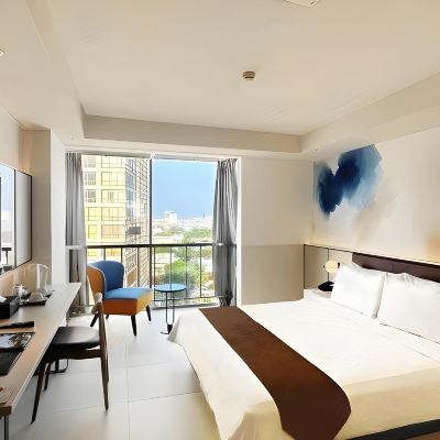 Deluxe Room Midtown Hotel Surabaya Promo Code