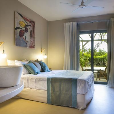 Classic Garden Retreat F Zeen Promo Code