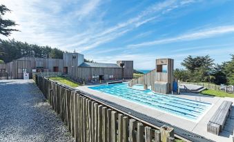 Sea Ranch Delight - Housity