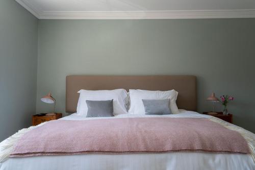 特大床双人或双床房