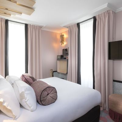 Standard Double Room (Building 1)