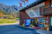 Fairmont Hot Springs Resort Hotele w: 