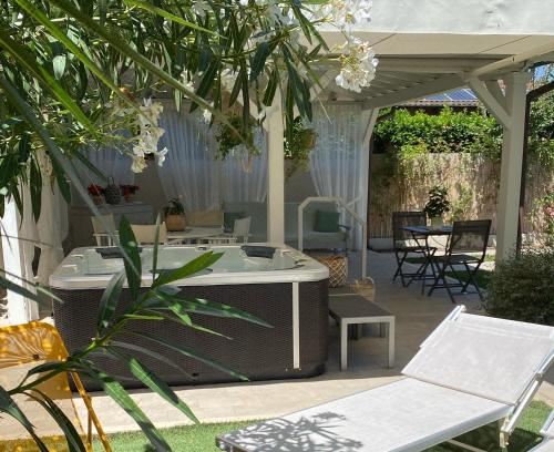 高级豪华双人间或双床房