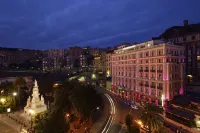 Grand Hotel Savoia Genova, Curio Collection by Hilton  호텔