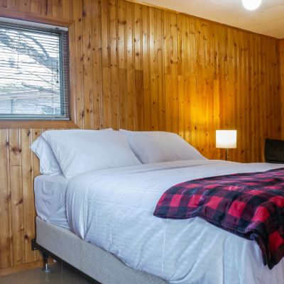 Traditional Cabin Sunnylea Resort Promo Code