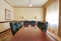 Hotel Settles